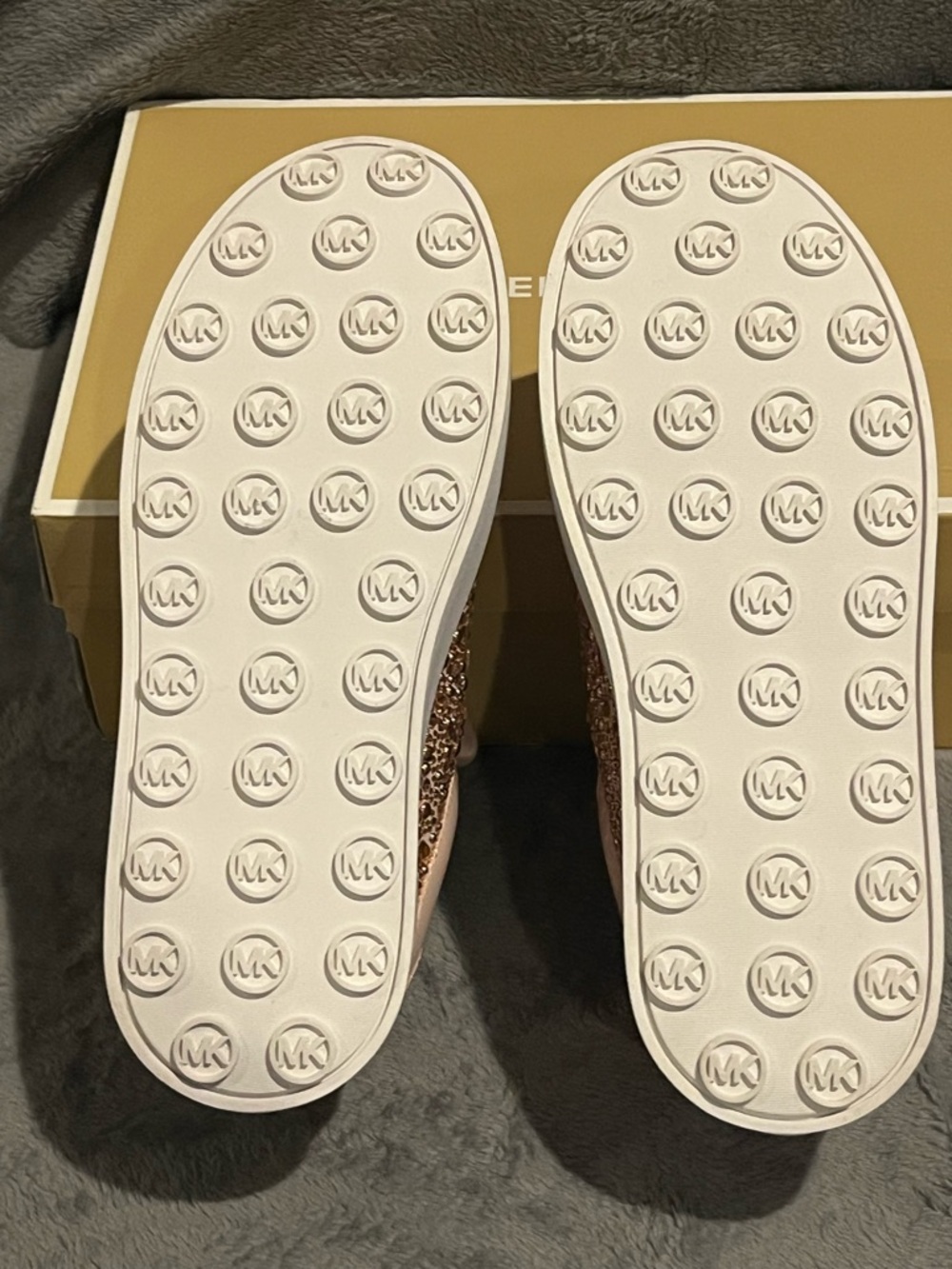 Michael Kors Romey Pink Lace Up Crystal Embellished Platform Shoes size 8 New - Picture 9 of 11